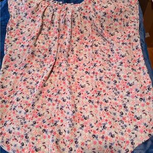 LC Lauren Conrad Floral Short Sleeve Blouse